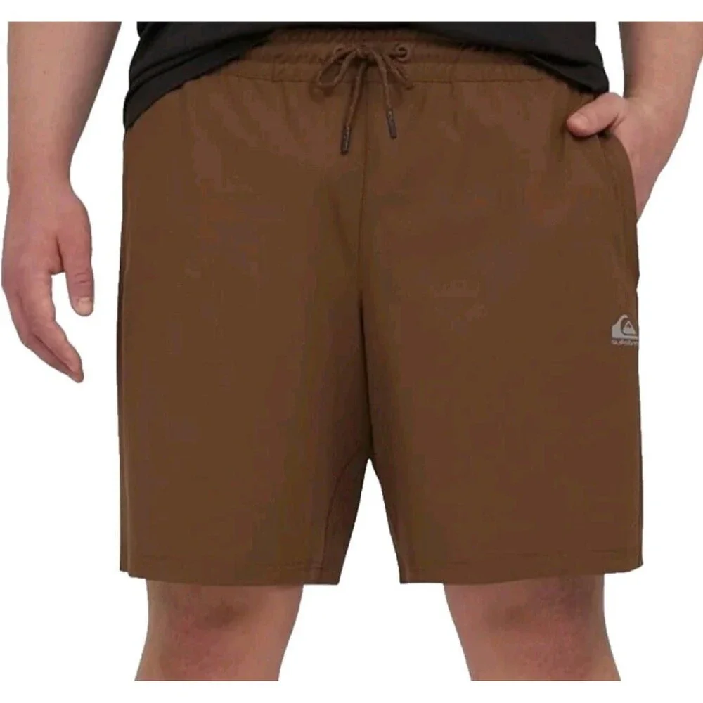 QuicksilverMen's‎ Shorts /Size XL/ Brown / 4-Way Stretch & Moisture Wicking /New